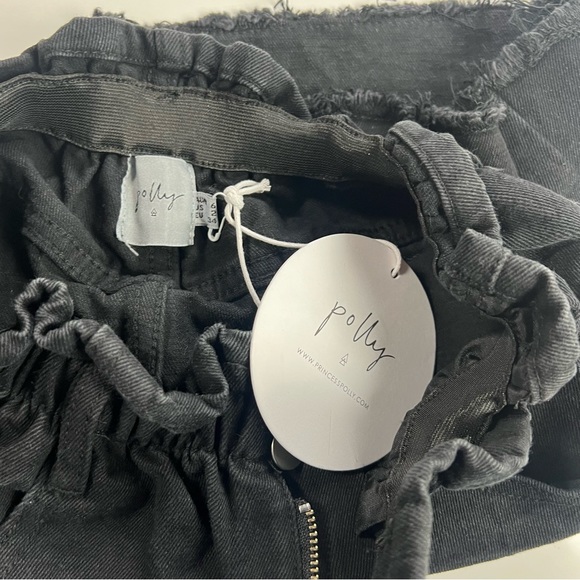 Princess Polly women’s black jeans shorts new S m104-10 - Picture 3 of 3